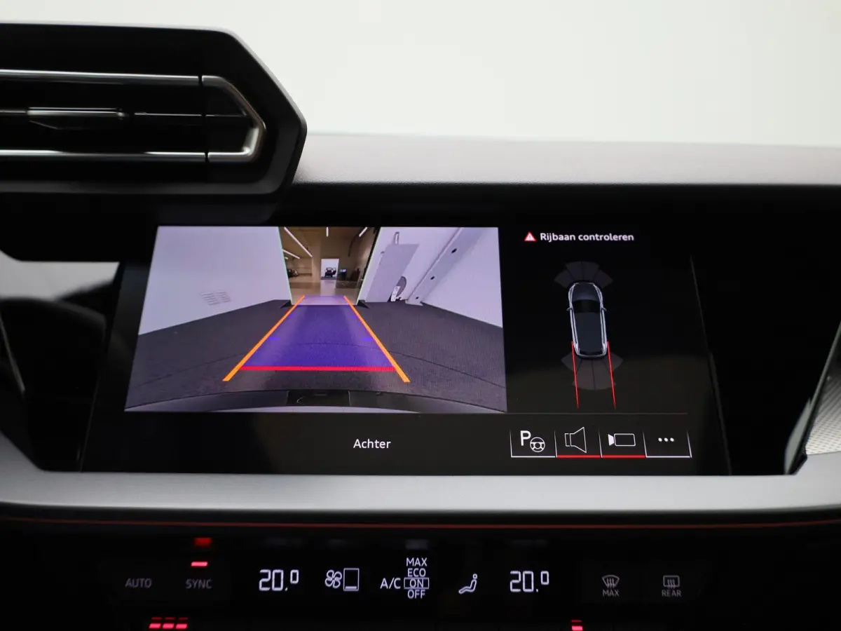 40 TFSI e S edition 204 PK l Demo l Adaptive cruise control l Panoramadak l Achteruitrijcamera l Navigatie l Stoelverwarming l Apple Carplay / Android Auto l Audi virtual cockpit plus l Opti