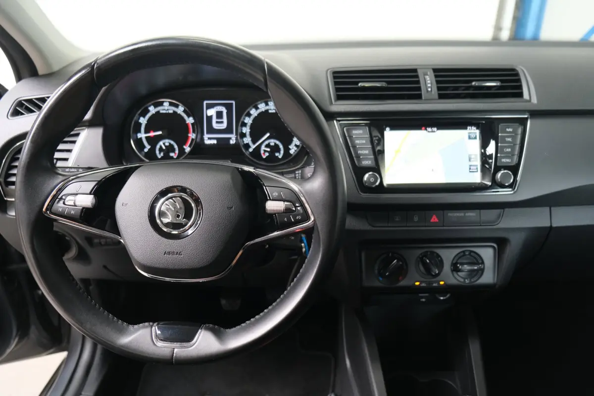 1.0 TSI Ambition - N.A.P. Airco, Cruise, PDC, Carplay, Navi.