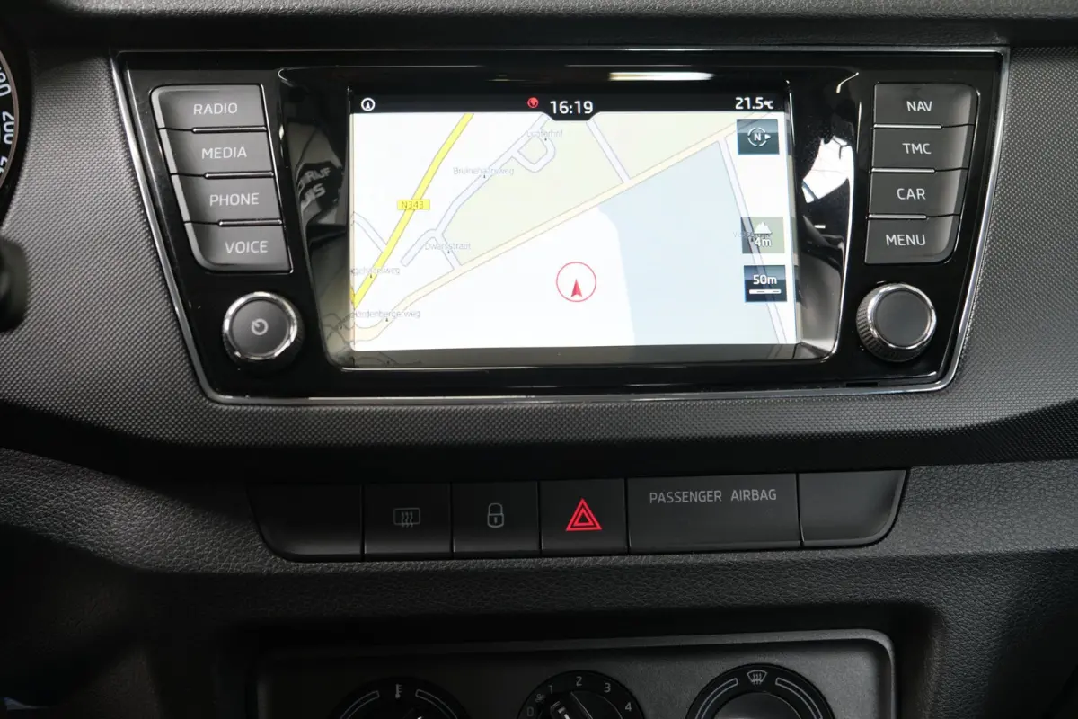 1.0 TSI Ambition - N.A.P. Airco, Cruise, PDC, Carplay, Navi.
