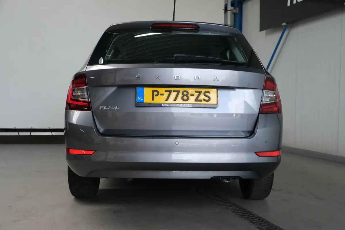 1.0 TSI Ambition - N.A.P. Airco, Cruise, PDC, Carplay, Navi.