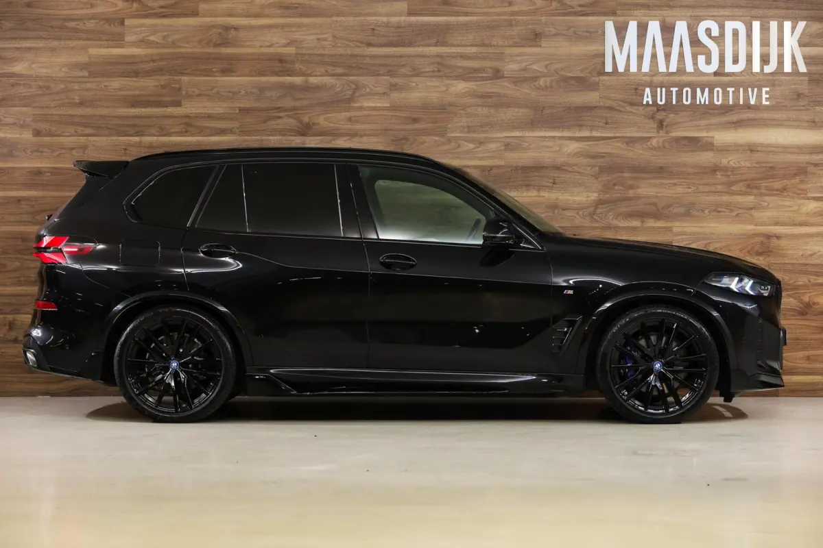 xDrive50e M-Sport|Aero|Skylounge|Pano|HUD|H&K|360|