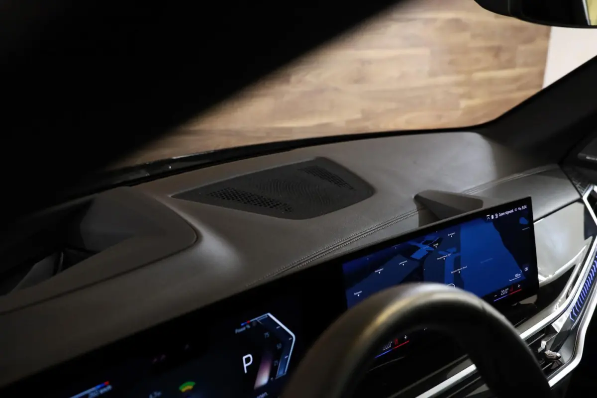 xDrive50e M-Sport|Aero|Skylounge|Pano|HUD|H&K|360|