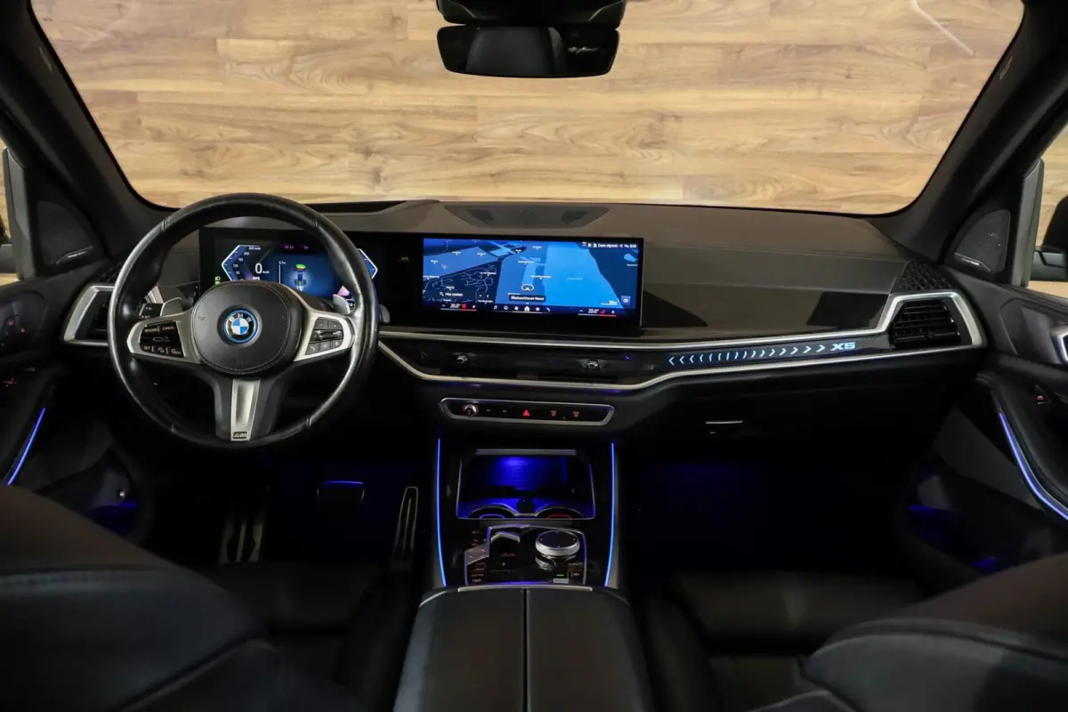 xDrive50e M-Sport|Aero|Skylounge|Pano|HUD|H&K|360|