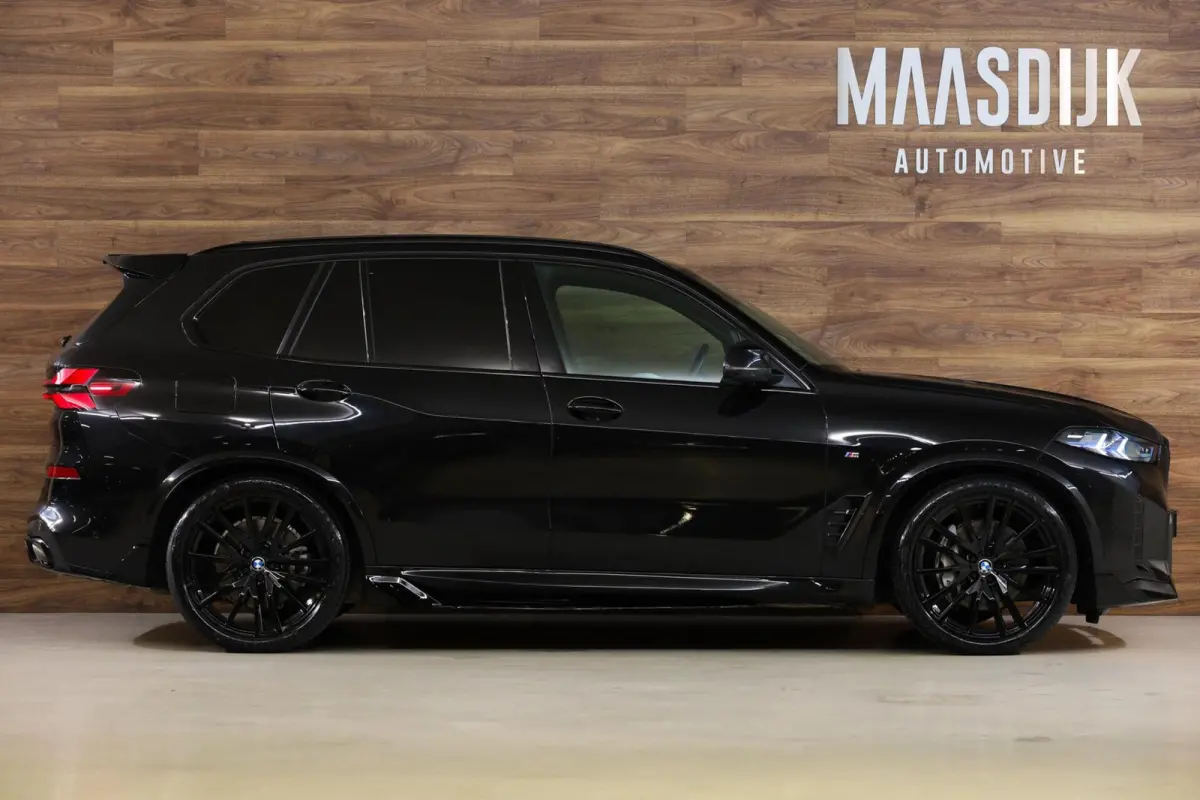 xDrive50e M-Sport|Individual|Skylounge|HUD|360|H&K|Aero|