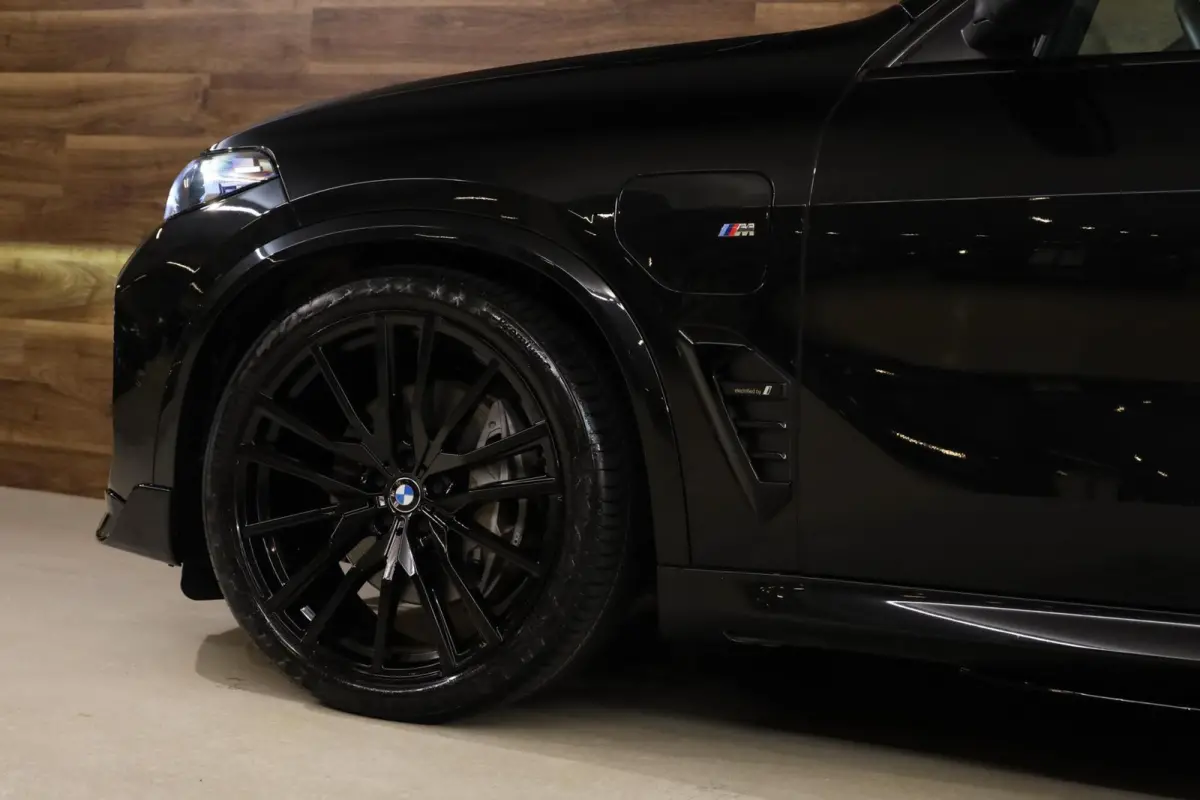 xDrive50e M-Sport|Individual|Skylounge|HUD|360|H&K|Aero|