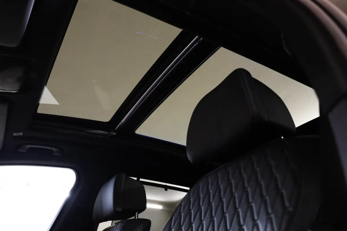 xDrive50e M-Sport|Individual|Skylounge|HUD|360|H&K|Aero|