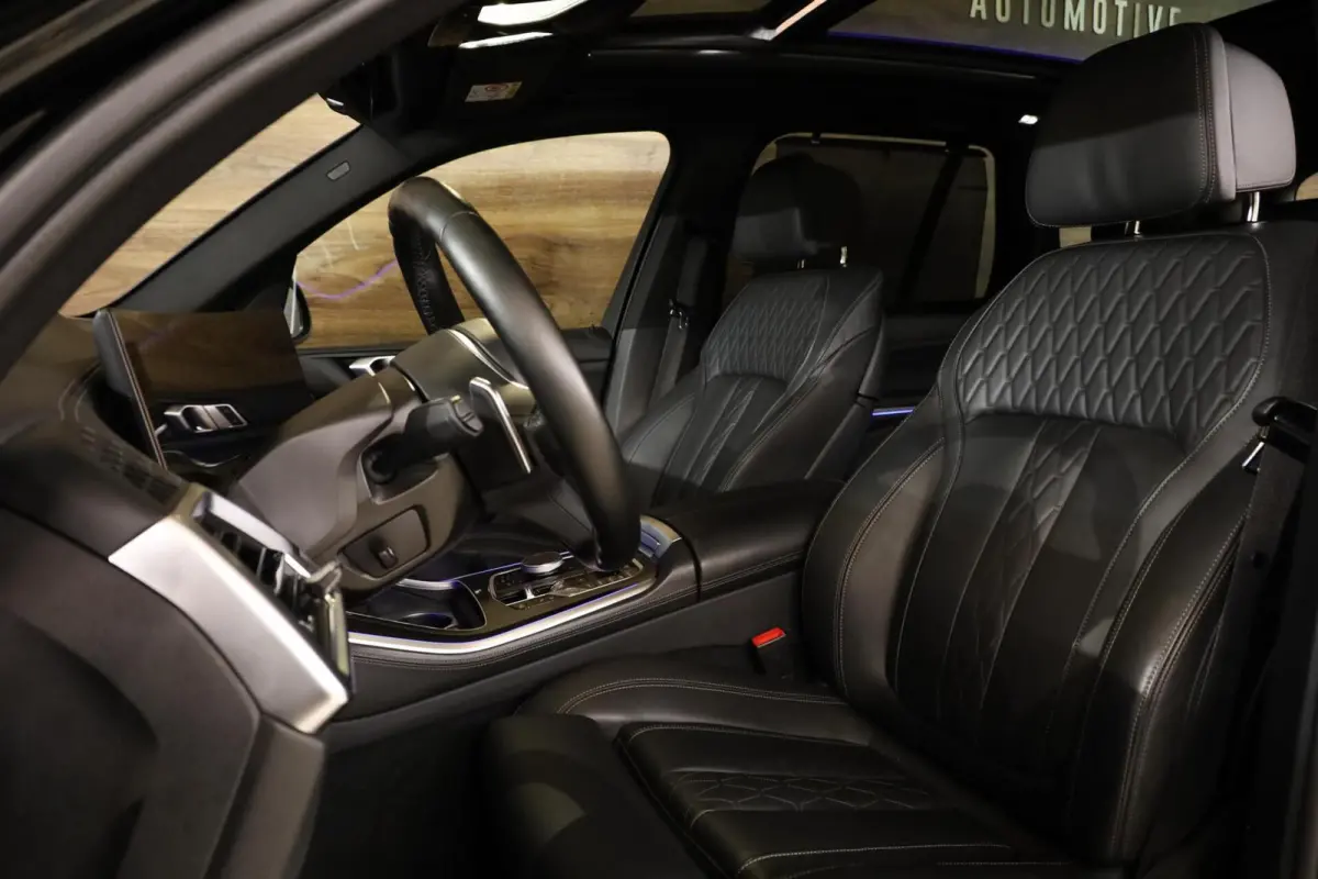 xDrive50e M-Sport|Individual|Skylounge|HUD|360|H&K|Aero|