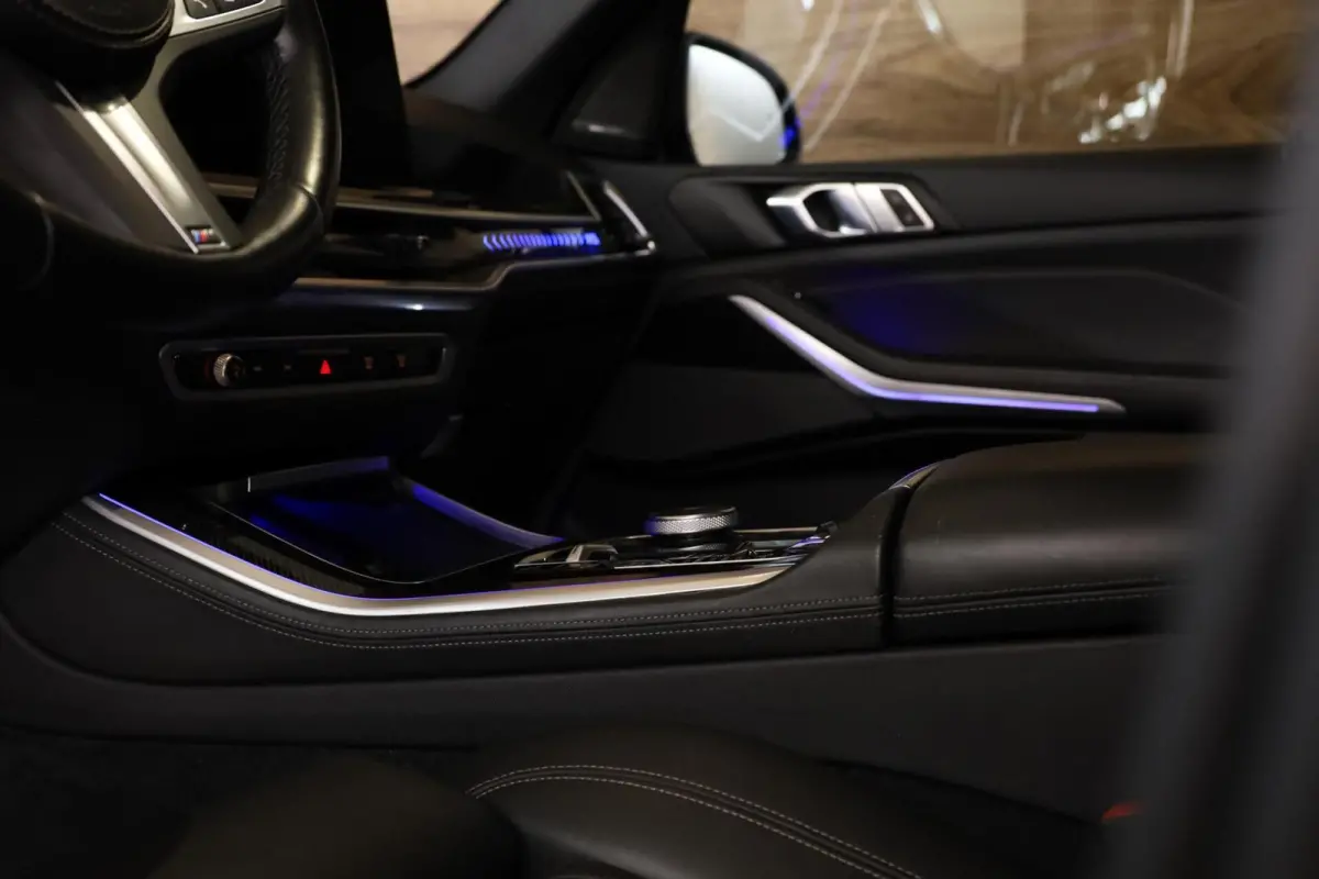 xDrive50e M-Sport|Individual|Skylounge|HUD|360|H&K|Aero|
