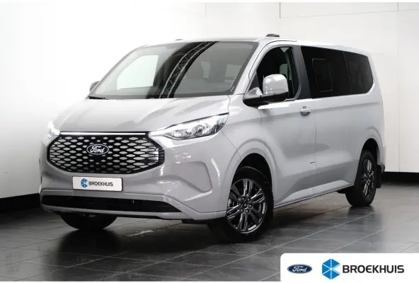 340 160KW 218PK | Achteruitrijcamera - digitaal | Keyless-Start | Navigatiesysteem