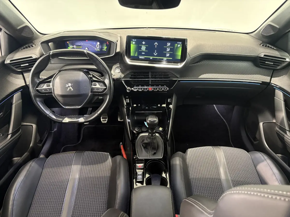 1.2 PureTech GT | Trekhaak afneembaar | Apple Carplay/Android Auto | Camera