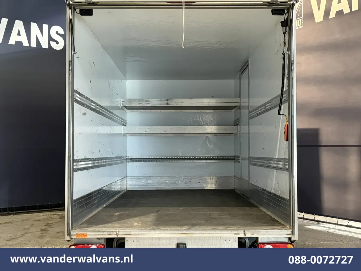 314 CDI 143pk Bakwagen 1017kg Laadvermogen Laadklep Zijdeur Euro6 Airco | Camera Apple Carplay, Android Auto