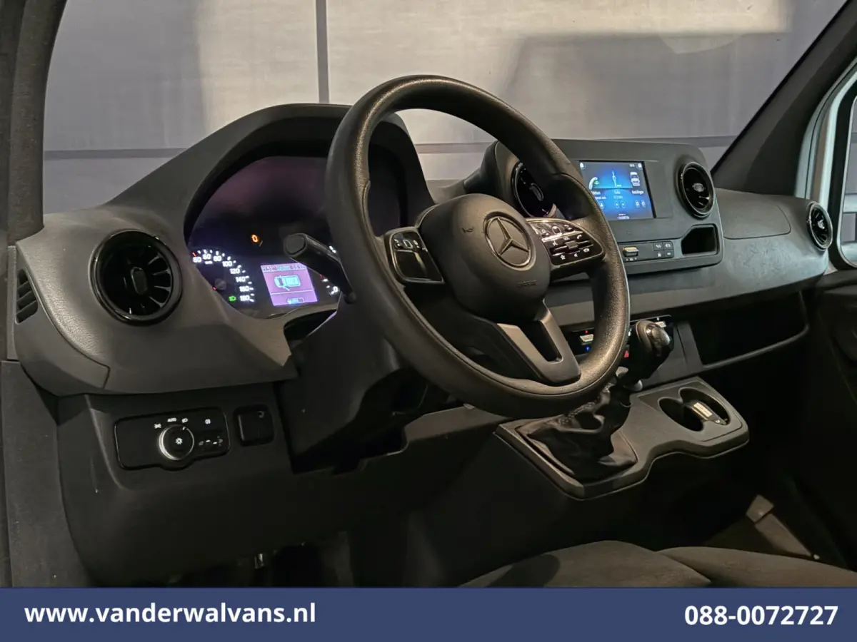 314 CDI 143pk Bakwagen 1017kg Laadvermogen Laadklep Zijdeur Euro6 Airco | Camera Apple Carplay, Android Auto