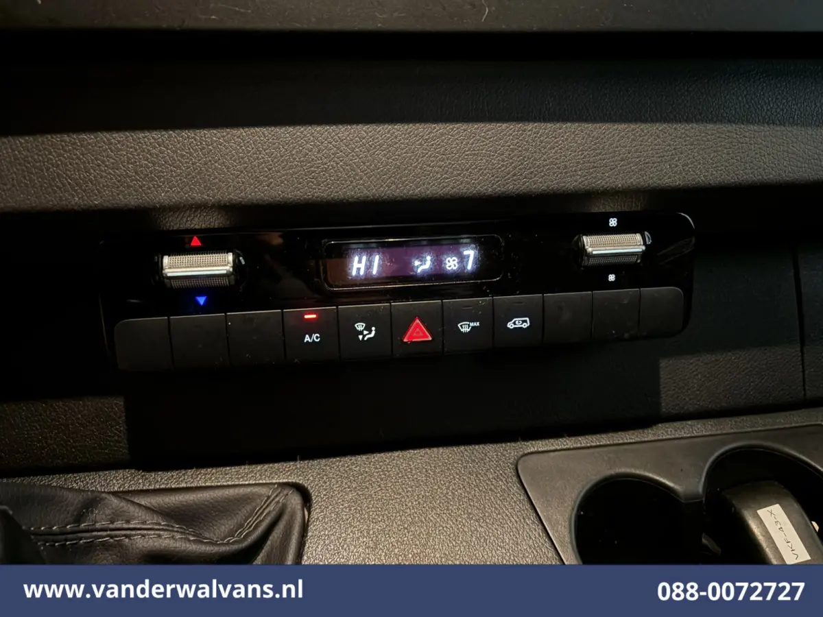 314 CDI 143pk Bakwagen 1017kg Laadvermogen Laadklep Zijdeur Euro6 Airco | Camera Apple Carplay, Android Auto