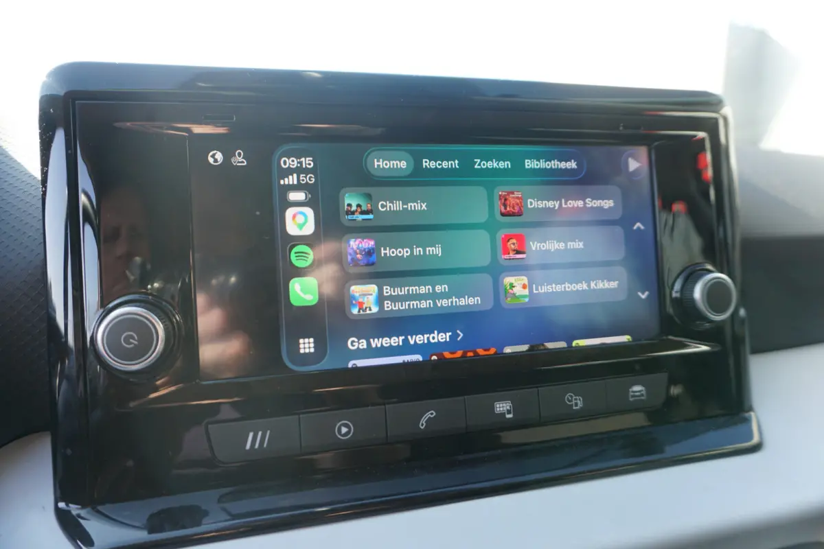 1.0 TSI Style Facelift | CARPLAY | CLIMATE | PDC |