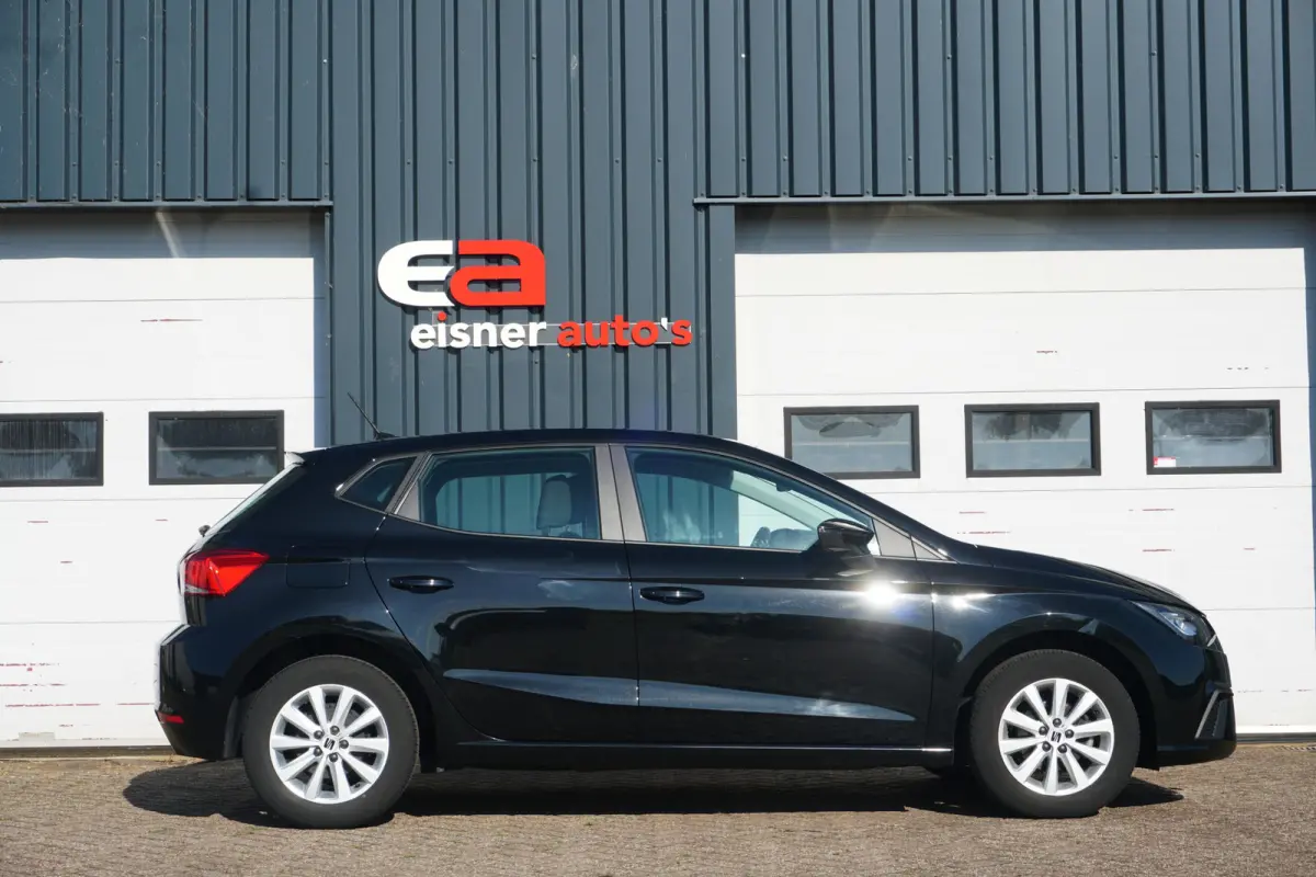 1.0 TSI Style Facelift | CARPLAY | CLIMATE | PDC |