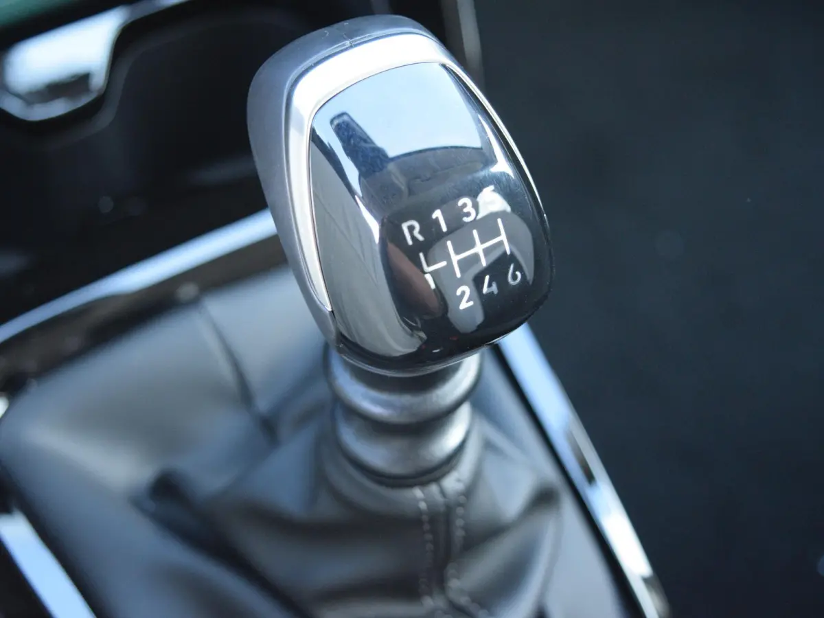 1.2 Turbo 100pk Max l Apple Carplay/Android Auto l achteruitrijcamera l navigatie l PDC achter