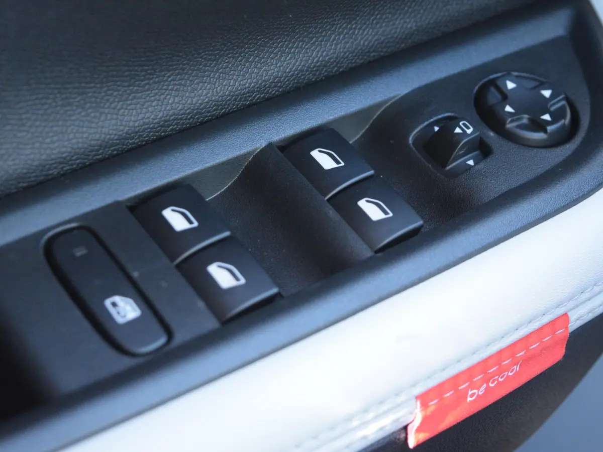 1.2 Turbo 100pk Max l Apple Carplay/Android Auto l achteruitrijcamera l navigatie l PDC achter