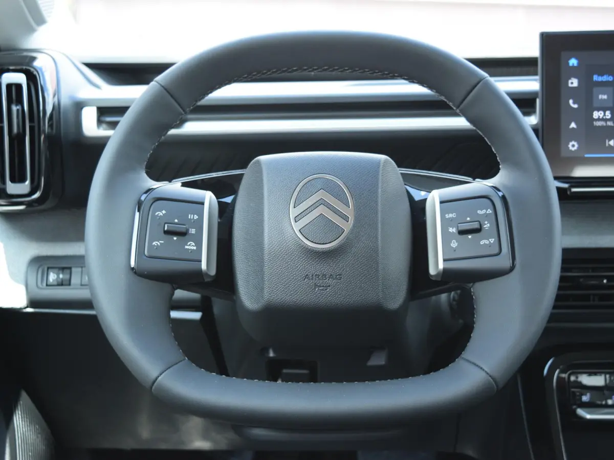 1.2 Turbo 100pk Max l Apple Carplay/Android Auto l achteruitrijcamera l navigatie l PDC achter