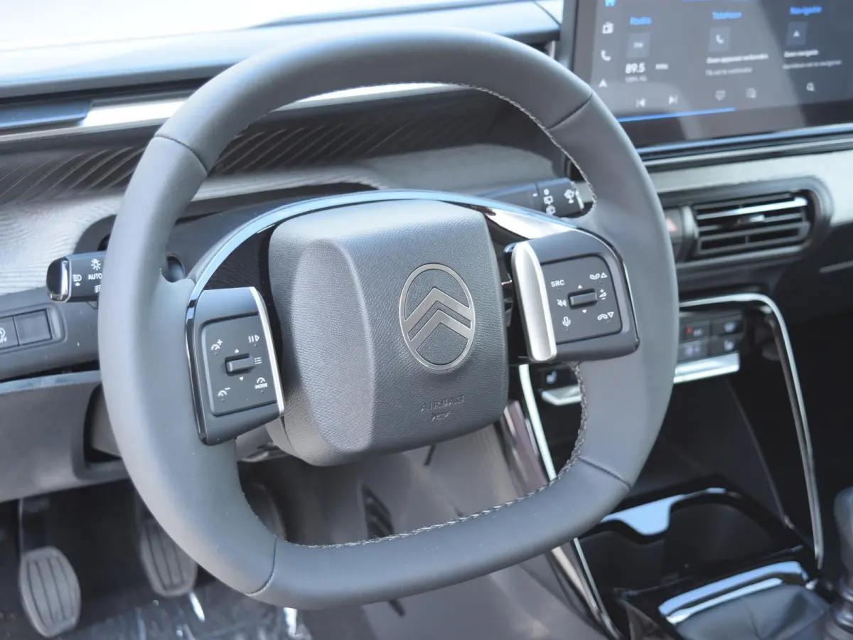 1.2 Turbo 100pk Max l Apple Carplay/Android Auto l achteruitrijcamera l navigatie l PDC achter