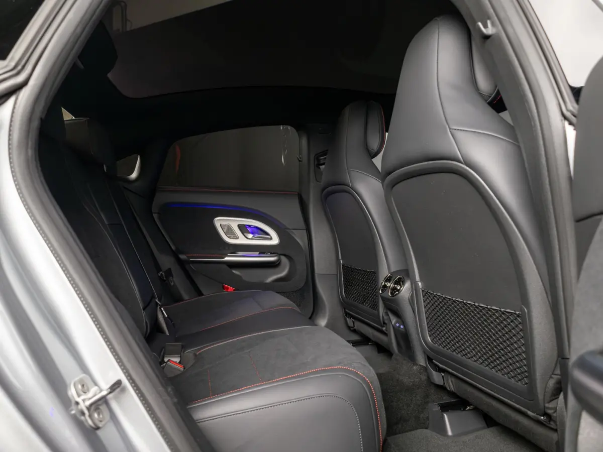 Limousine 180 Business Solution AMG Premium PLUS | Panorama dak