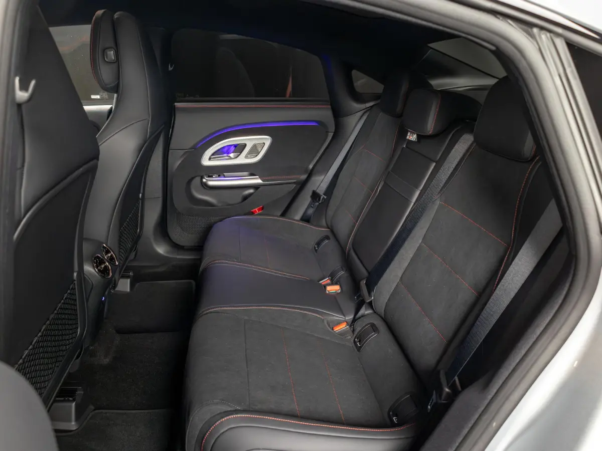 Limousine 180 Business Solution AMG Premium PLUS | Panorama dak