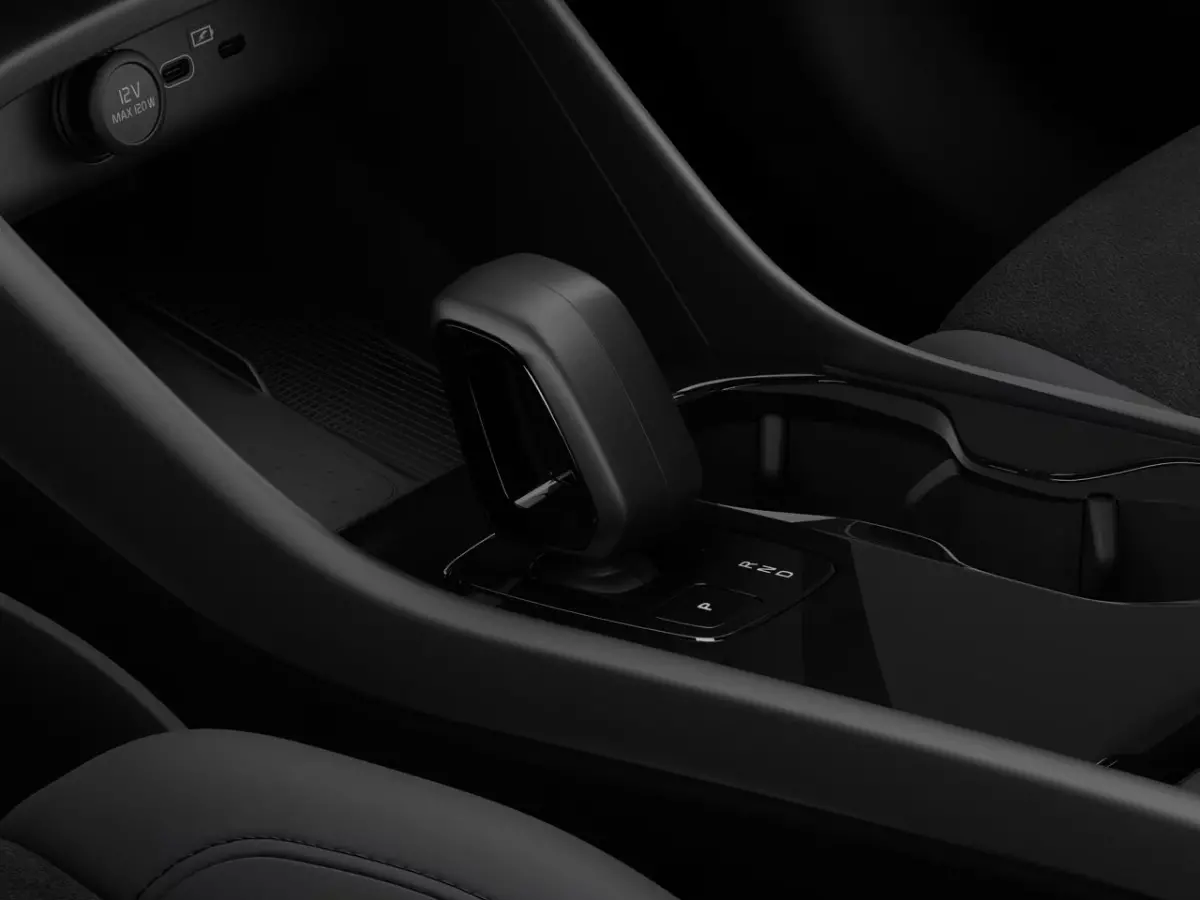 Single Motor Extended Range Ultra Europa 82 kWh | Achterbank verwarmd | All seasonbanden | Apple Carplay/Android Auto|telefoonintegratie premium