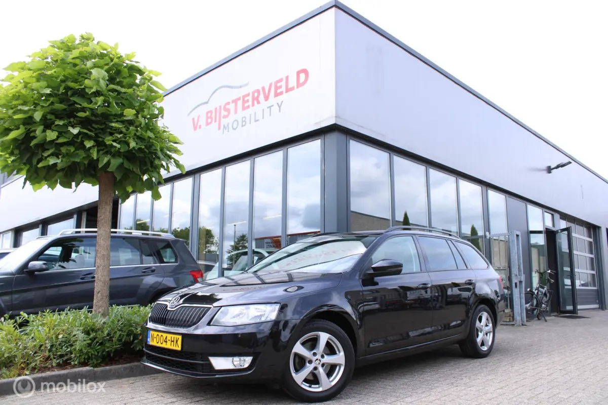 Škoda Octavia Combi 2017 Benzine Handgeschakeld leasen