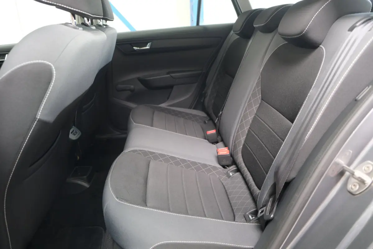 1.0 TSI Ambition - N.A.P. Airco, Cruise, PDC.