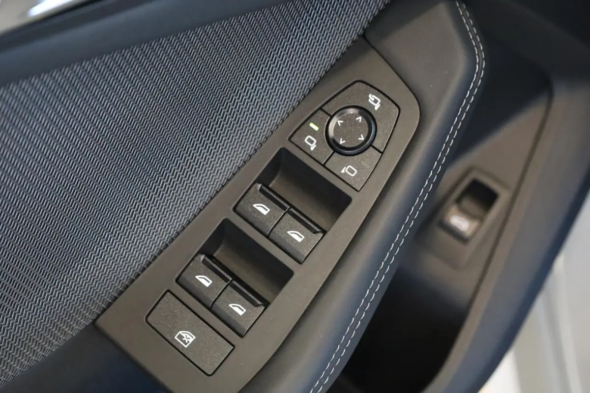 120 | M Sport Pro | Panoramadak | Harman/Kardon | Driving Assistant Plus | Comfort Access | Head-Up Display