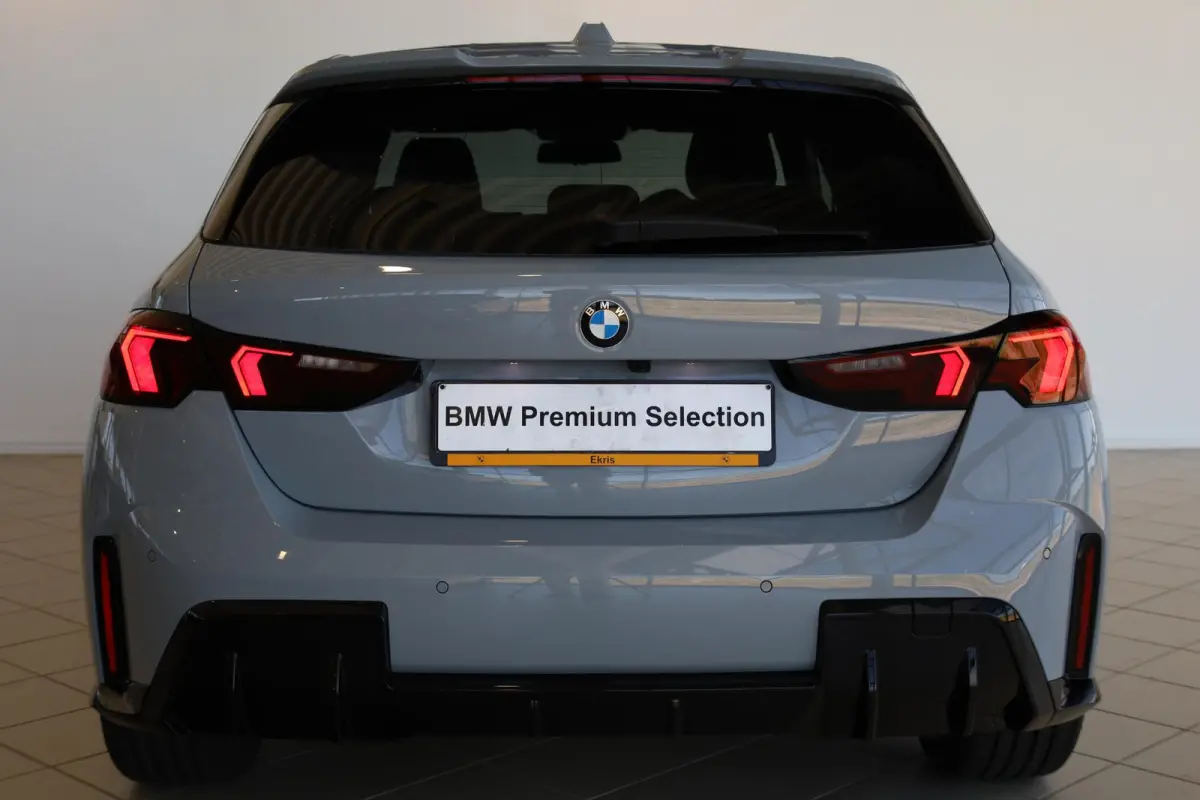 120 | M Sport Pro | Panoramadak | Harman/Kardon | Driving Assistant Plus | Comfort Access | Head-Up Display