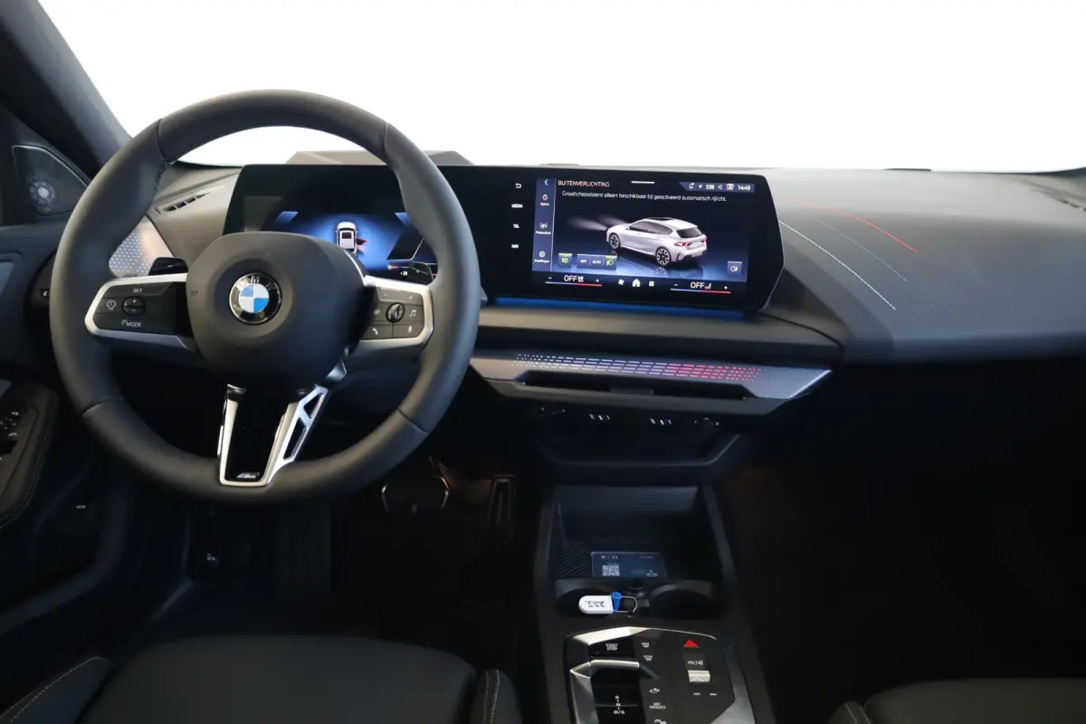 120 | M Sport Pro | Panoramadak | Harman/Kardon | Driving Assistant Plus | Comfort Access | Head-Up Display