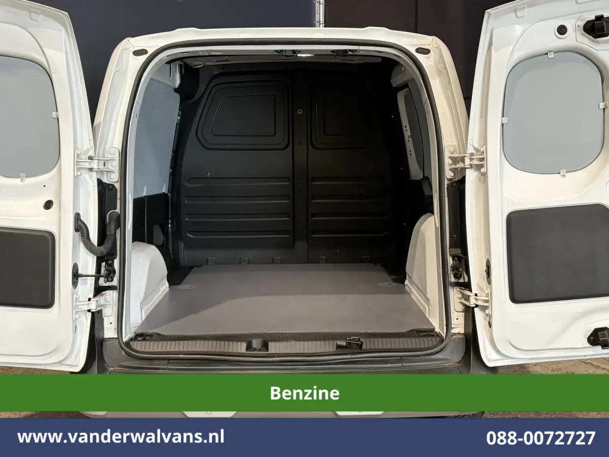 1.3 TCe 131pk Benzine L1H1 Euro6 Airco | Camera | LED | Apple Carplay | Cruisecontrol Android Auto, Parkeersensoren, Elektrische inklapbare spiegels, 1500kg trekvermogen