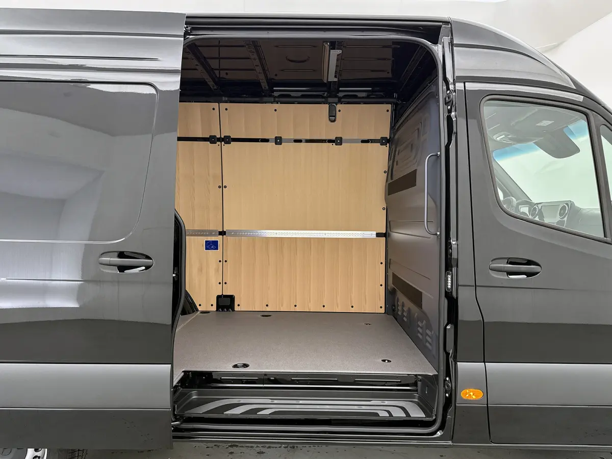 317 1.9 CDI L2 Select Navigatie Trekhaak 3500kg Betimmering Led Facelift BPM-vrij
