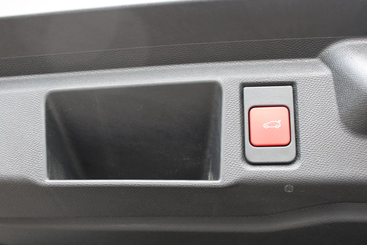 1.6 Turbo Plug-in-Hybrid GS Automaat | Camera | Navigatie | Focal | Carplay | Trekhaak | Stoelverwarming |