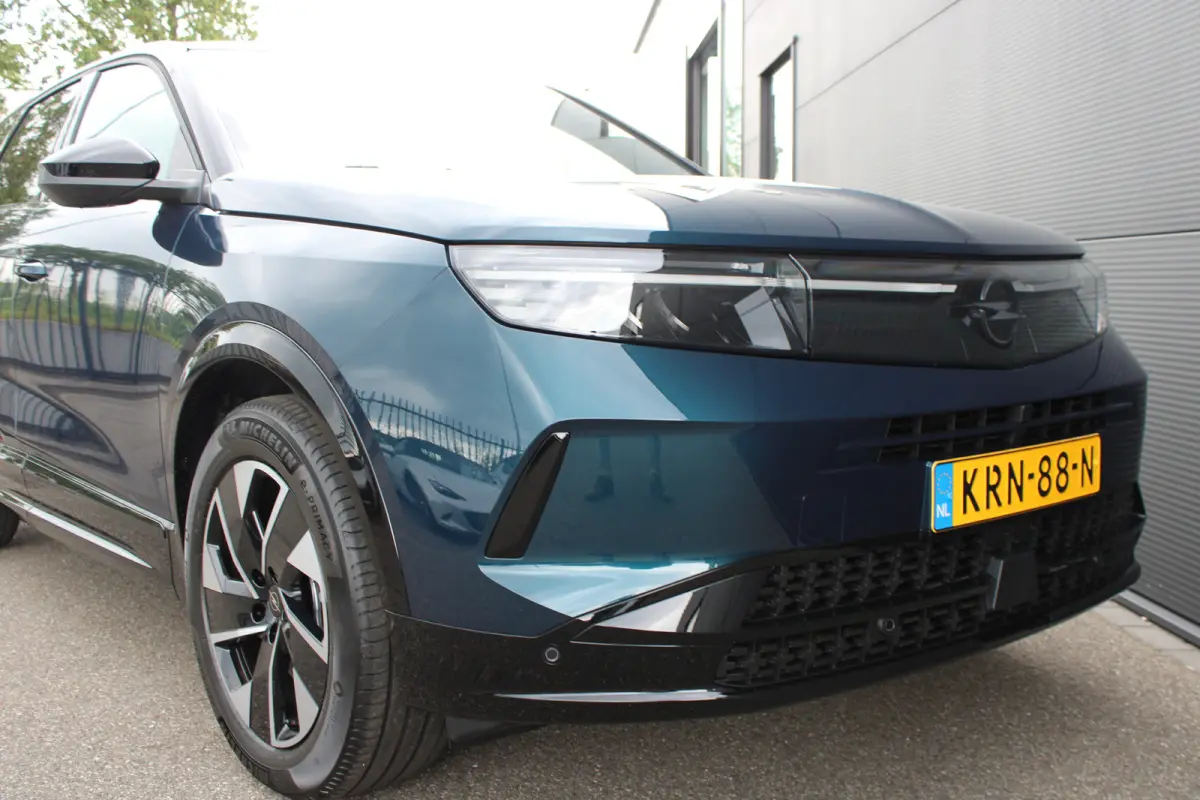1.6 Turbo Plug-in-Hybrid GS Automaat | Camera | Navigatie | Focal | Carplay | Trekhaak | Stoelverwarming |
