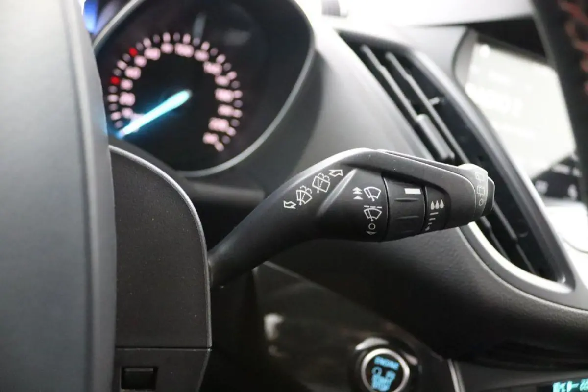 1.5 EcoBoost ST Line , trekhaak wegklapbaar  , pano dak
