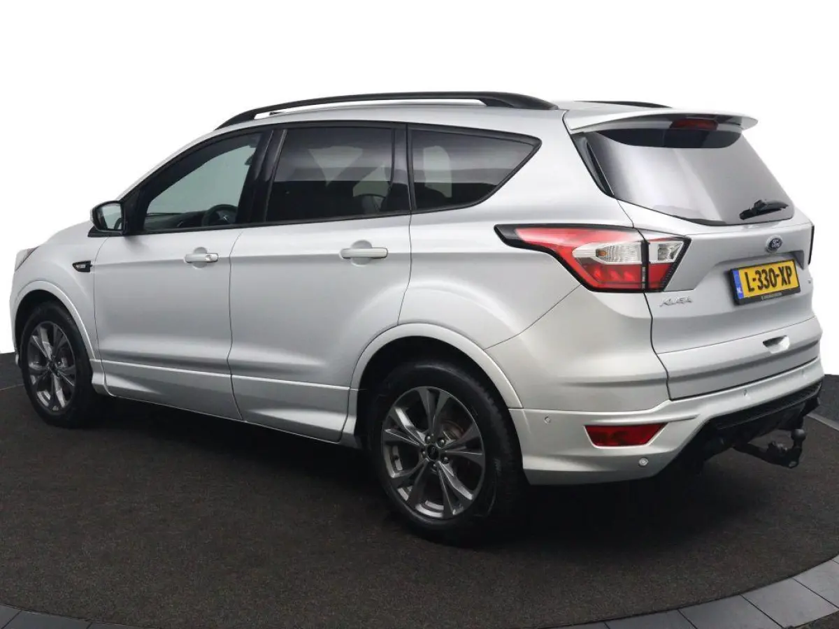 1.5 EcoBoost ST Line , trekhaak wegklapbaar  , pano dak