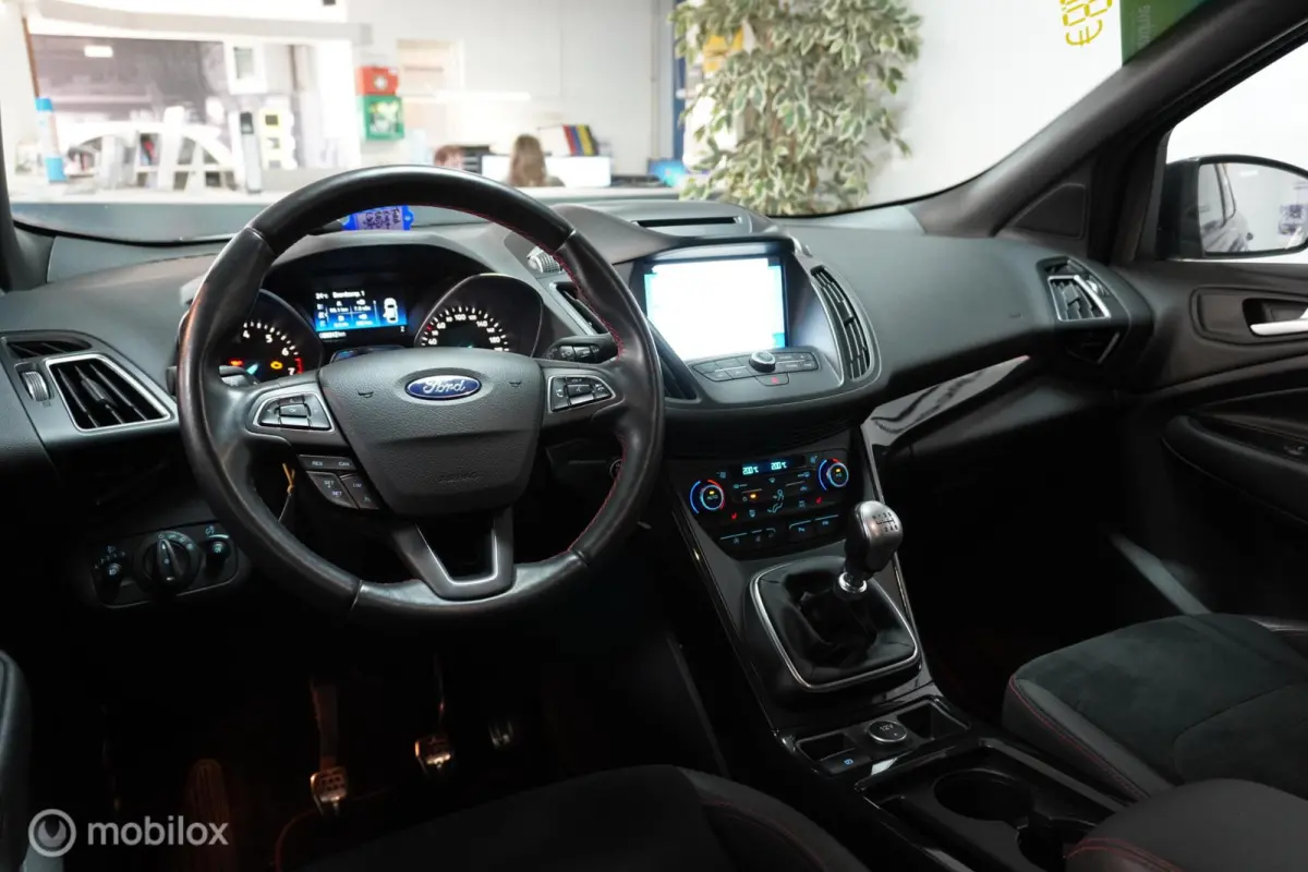 1.5 EcoBoost ST Line | Nieuwe Motor |