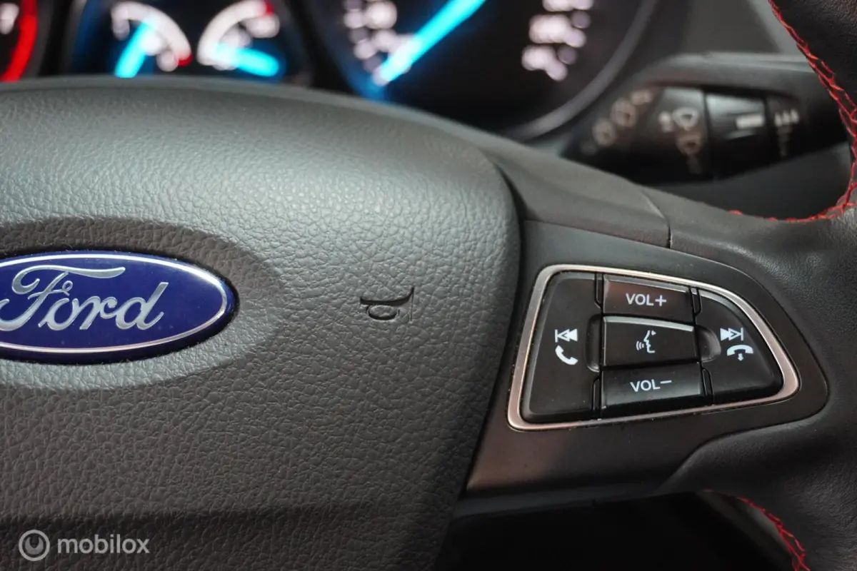 1.5 EcoBoost ST Line | Nieuwe Motor |