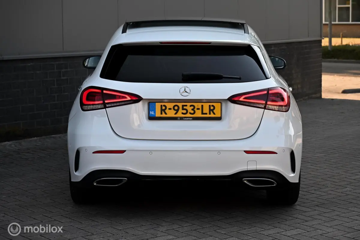 180 AMG-Line| PANO| NIGHT| M-BUX| 1e Eignr