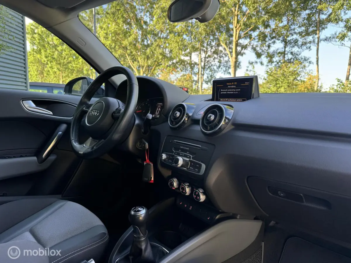 1.0 TFSI |Sport | Led | Scherm | Clima