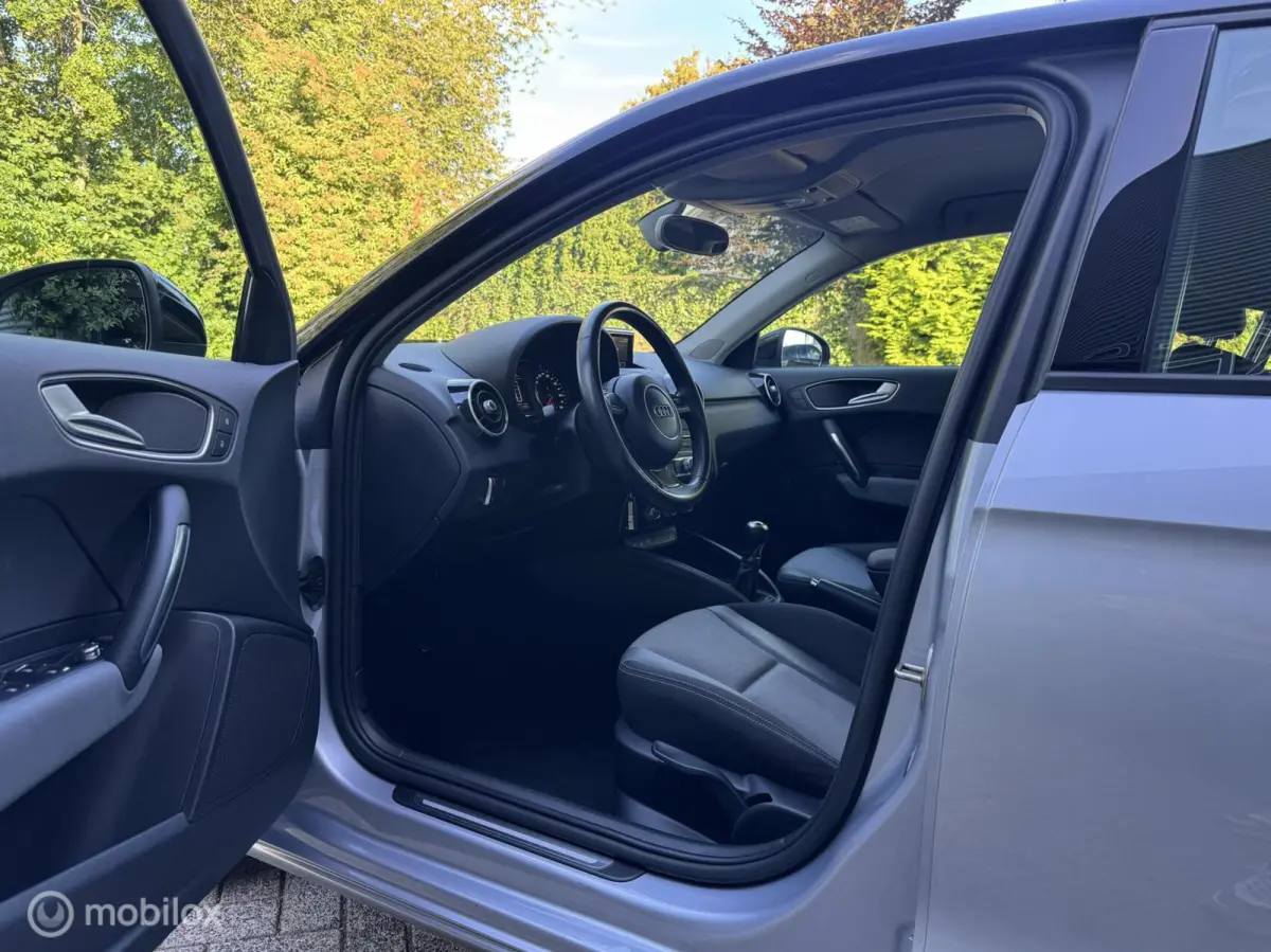 1.0 TFSI |Sport | Led | Scherm | Clima