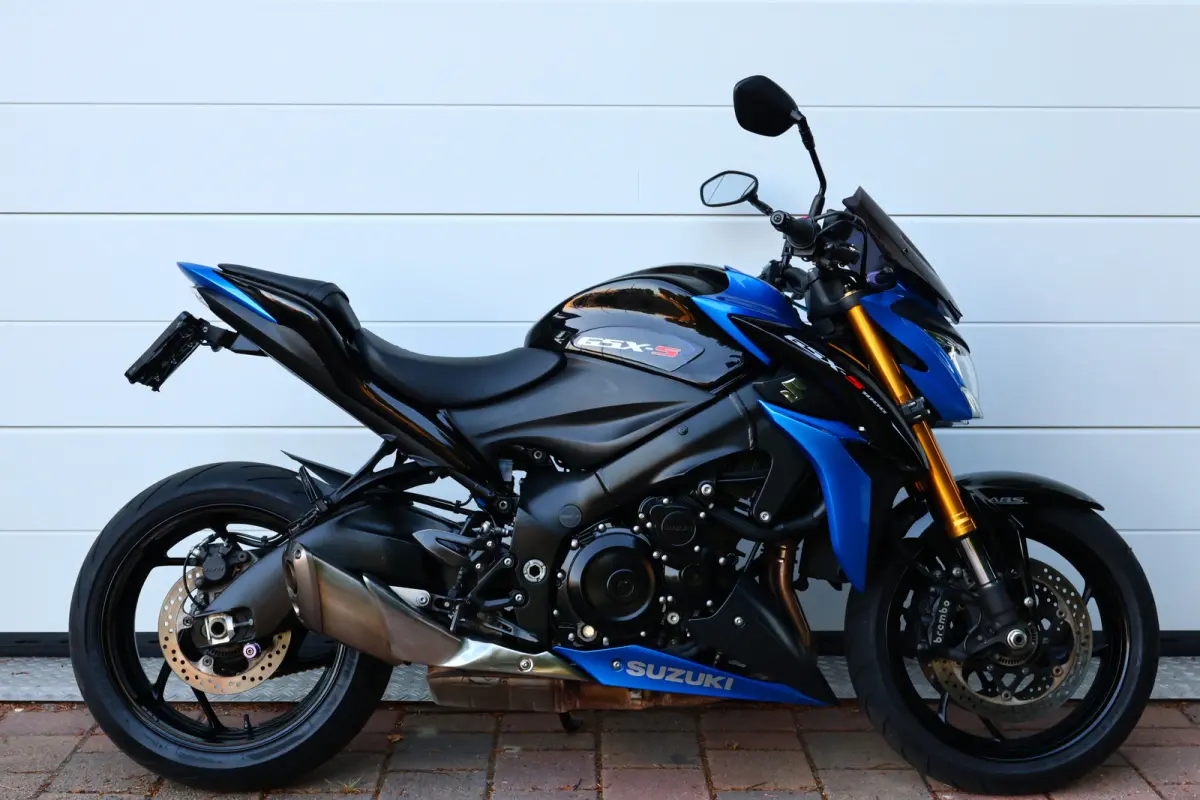 Suzuki Gsx S 1000 2017 Benzine Handgeschakeld leasen