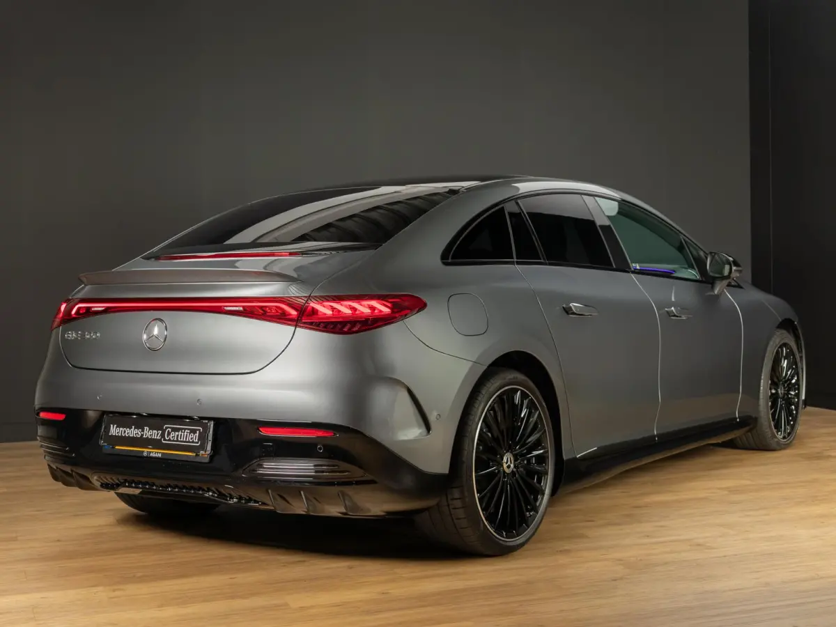 Limousine 300 AMG Line 89 kWh | Panorama dak
