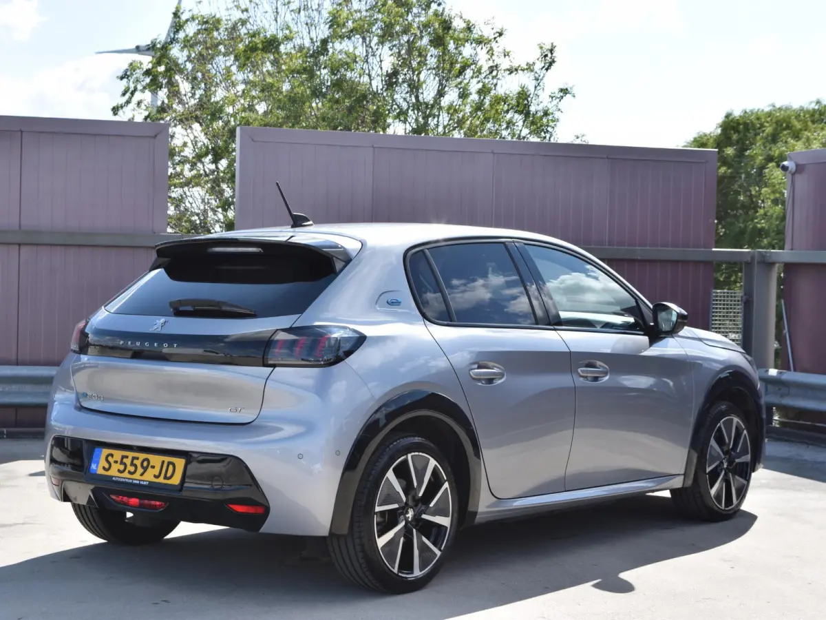 EV GT Pack 50 kWh l voorstoelen verwarmd l adaptief cruise control l Apple Carplay/Android Auto l Alcantara bekleding