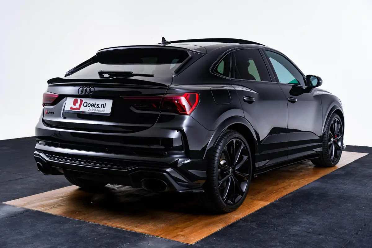 RS 2.5 TFSI Panoramadak - Sportuitlaat - RS sportstoelen - Maxton - Comfortsleutel - Sonos Audio - Remzadels rood - Matrix LED - Parkeerhulp plus - Camera