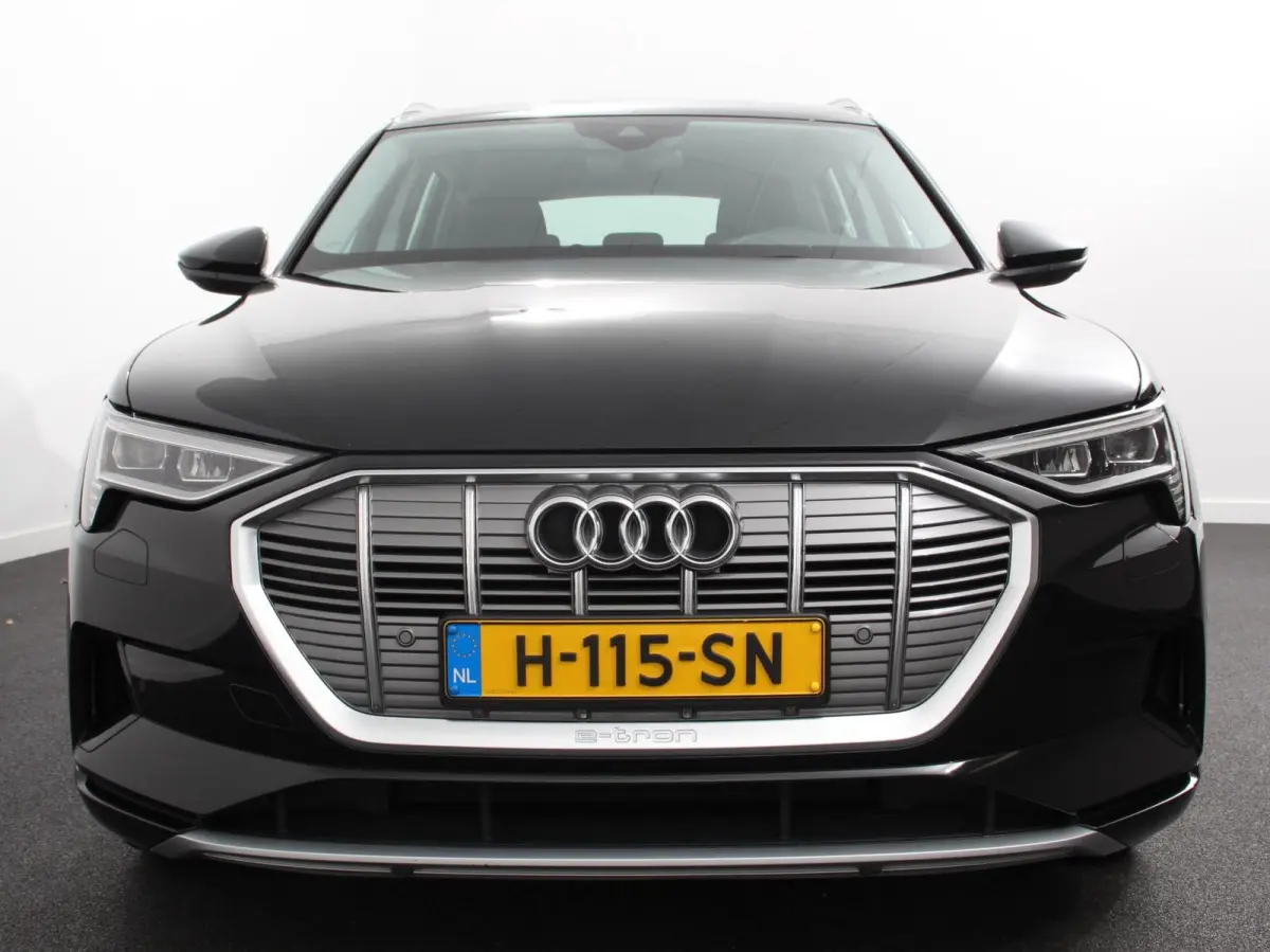 e-tron 50 quattro Launch edition SOH 92,9% Navigatie Climate Control Parkeer Sensoren Lichtmetalen velgen