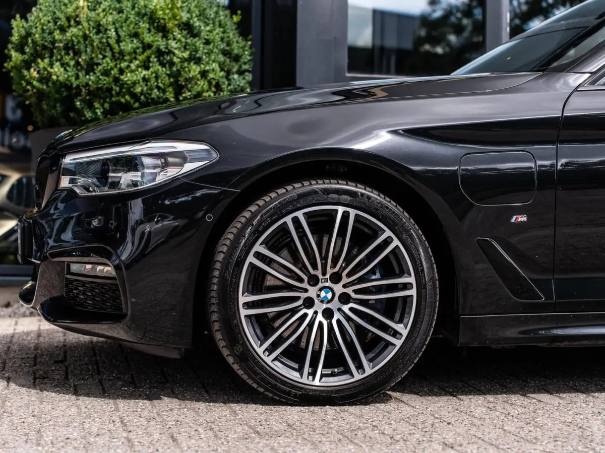 530e M-sport High Executive|CAMERA|LASER|LEDER
