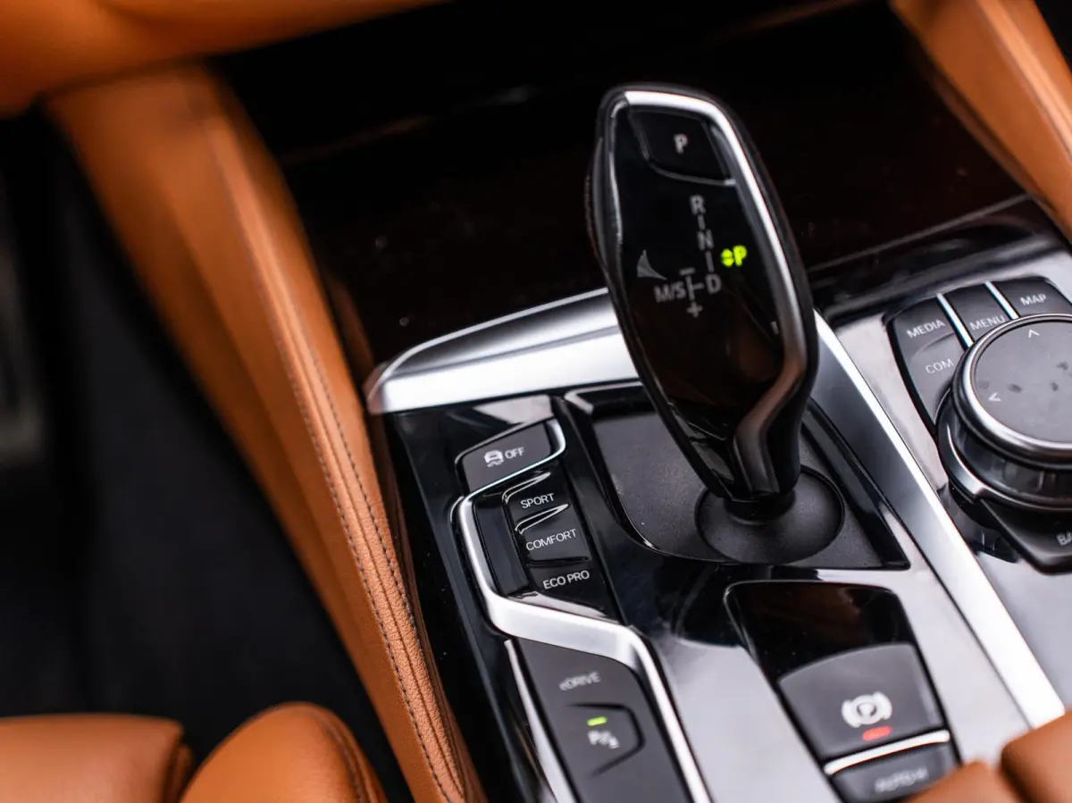 530e M-sport High Executive|CAMERA|LASER|LEDER