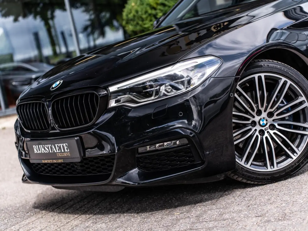 530e M-sport High Executive|CAMERA|LASER|LEDER